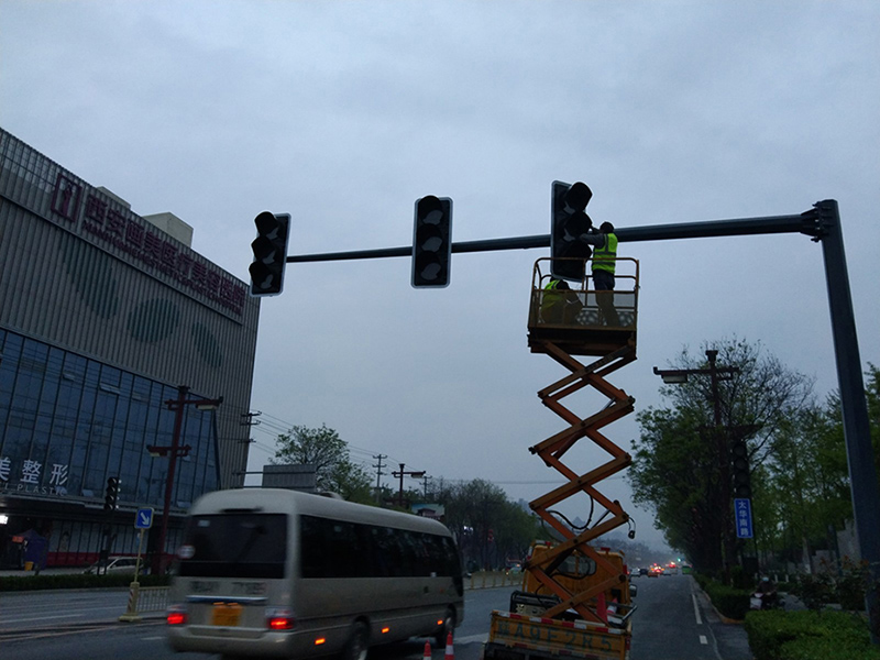 西安十四运城区信号灯改造项目